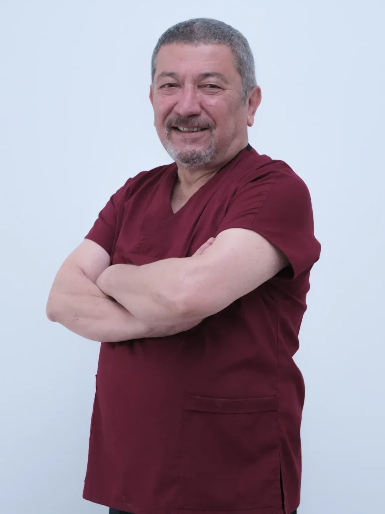 Diş Hekimi Süleyman Hilmi Güngör