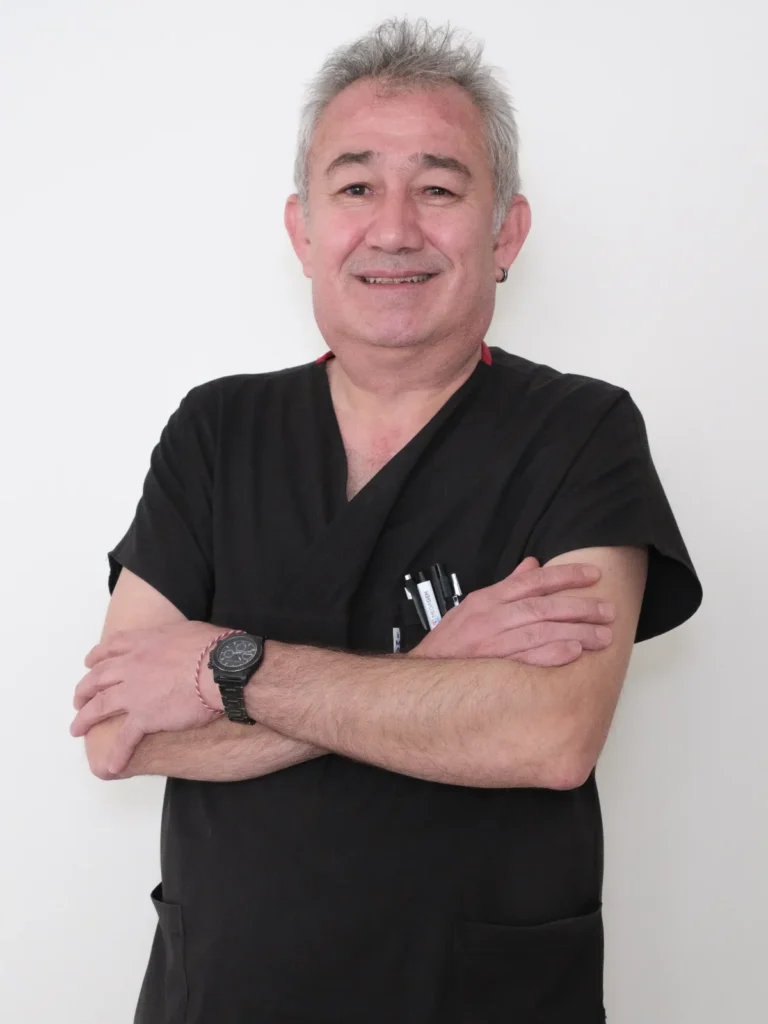 Diş Protezi Teknikeri Recep Ovacıklı Diş Protezi Teknikeri Recep Ovacıklı