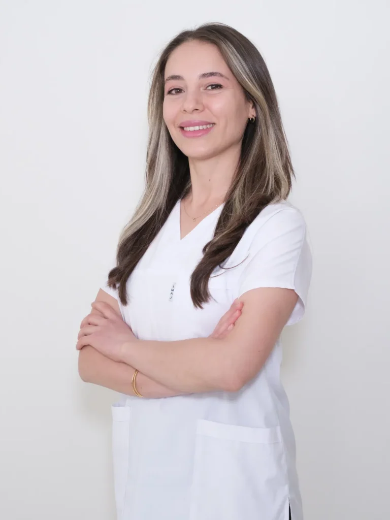 Hekim Asistanı Cennet Korkmaz Hekim Asistanı Cennet Korkmaz