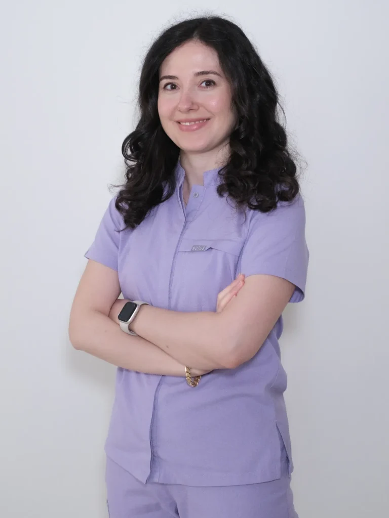 Pedodonti Uzmanı Aylin Gültekin Kuru Pedodonti Uzmanı Aylin Gültekin Kuru